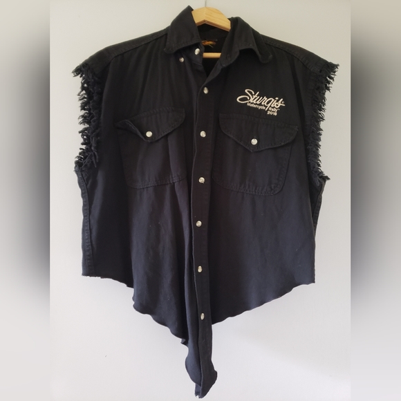 Tie front Sturgis button up shirt - Picture 5 of 9